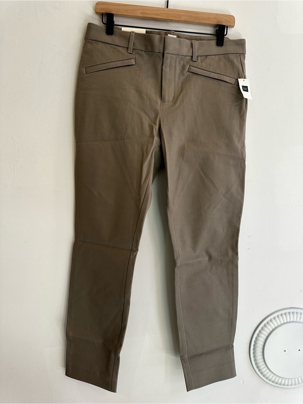 GAP Women's Olive Tailored Chinos